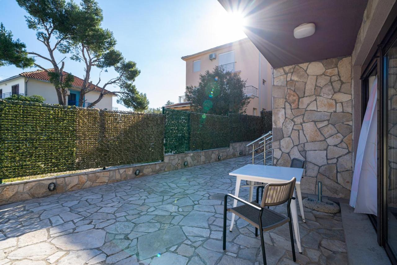 Apartments Svetlana Тиват Экстерьер фото