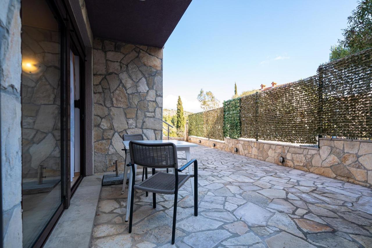 Apartments Svetlana Тиват Экстерьер фото