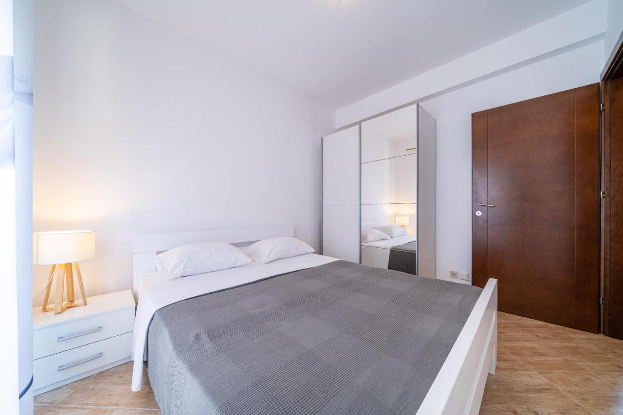 Apartments Svetlana Тиват Экстерьер фото