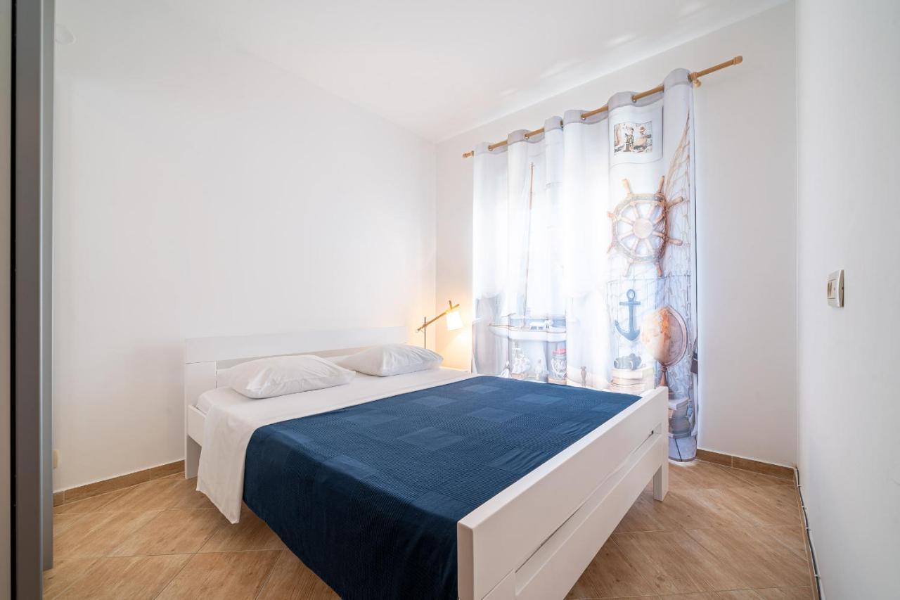 Apartments Svetlana Тиват Экстерьер фото