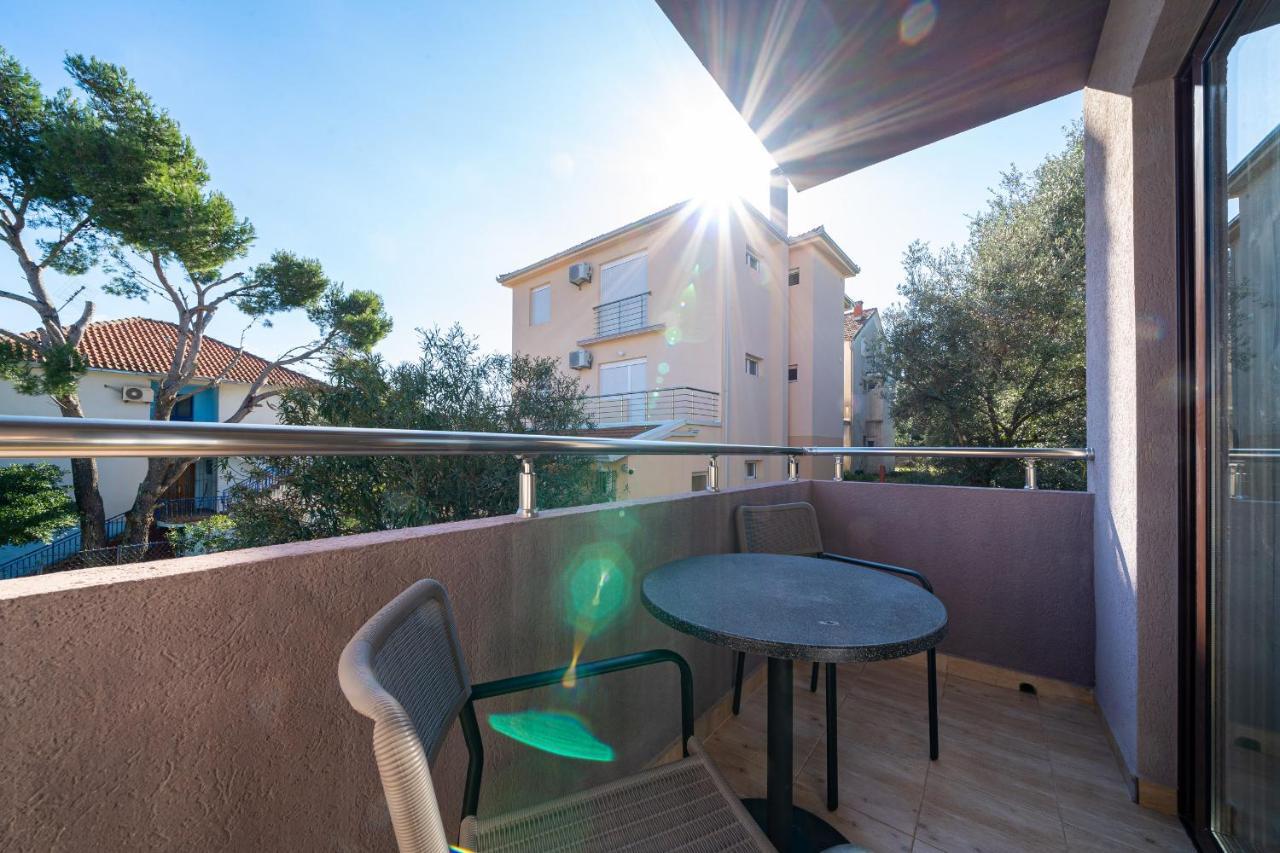 Apartments Svetlana Тиват Экстерьер фото