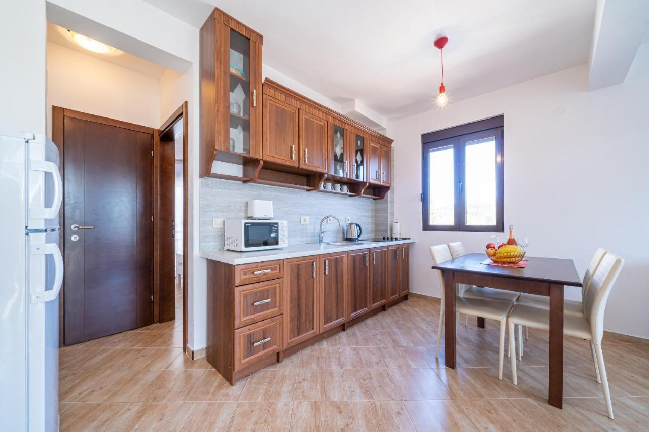Apartments Svetlana Тиват Экстерьер фото