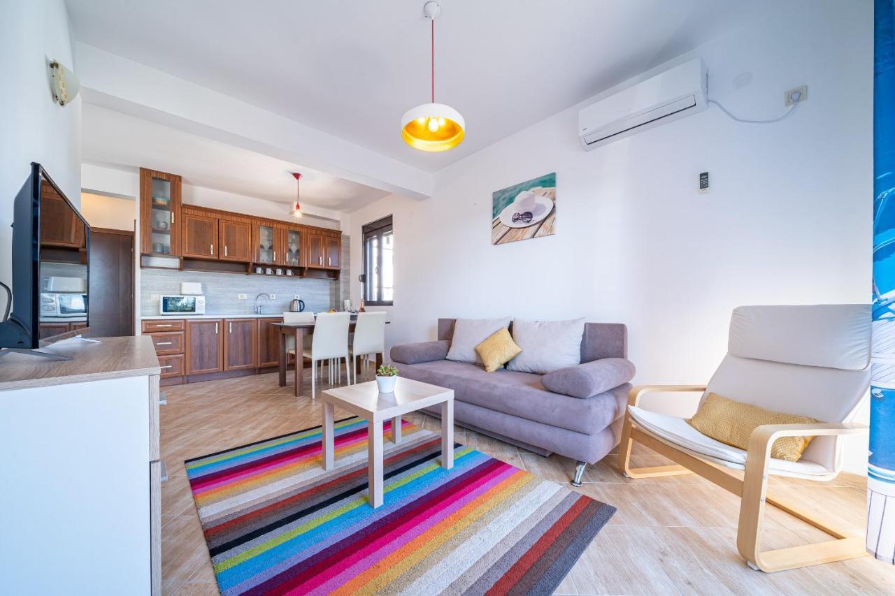 Apartments Svetlana Тиват Экстерьер фото