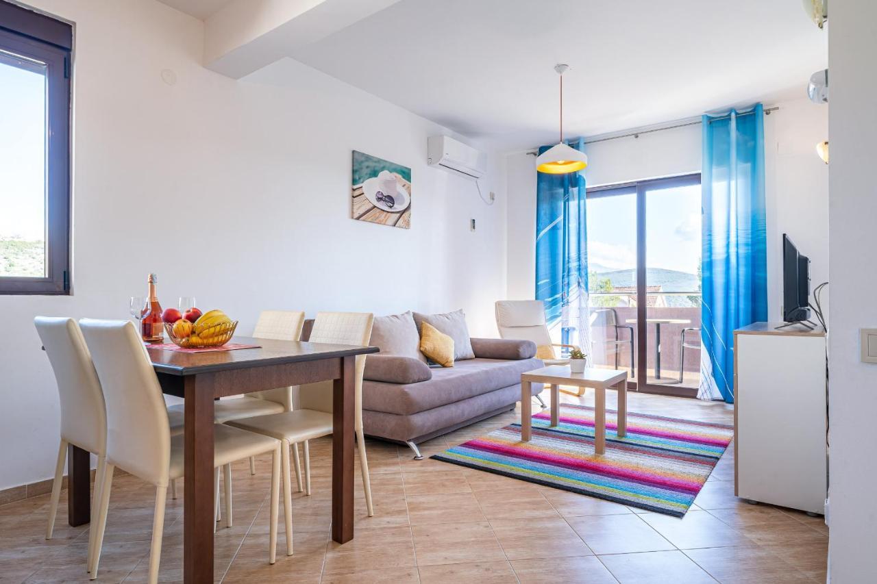 Apartments Svetlana Тиват Экстерьер фото
