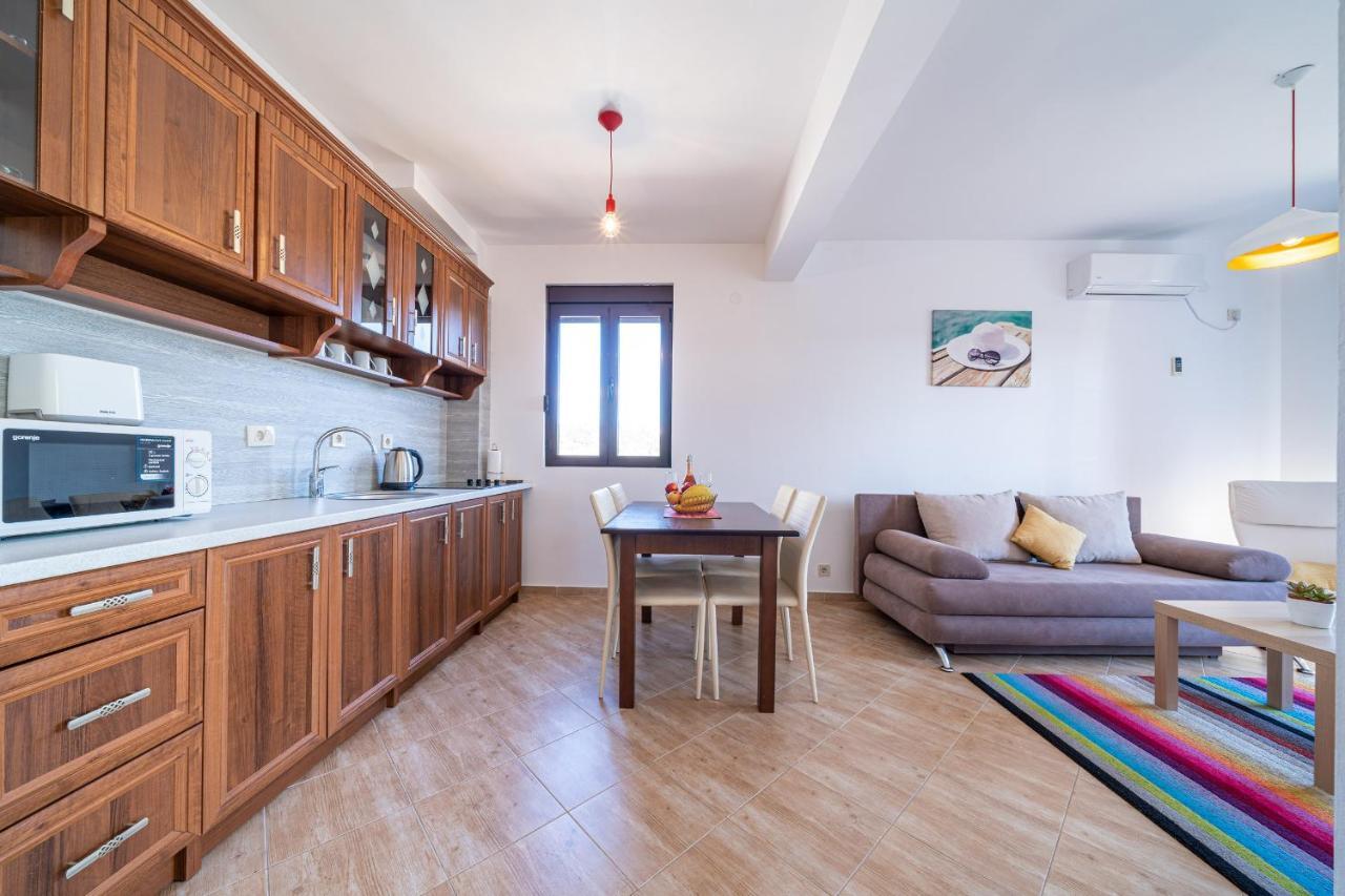 Apartments Svetlana Тиват Экстерьер фото